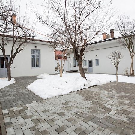 Yellow Apartment Kluż-Napoka Zewnętrze zdjęcie