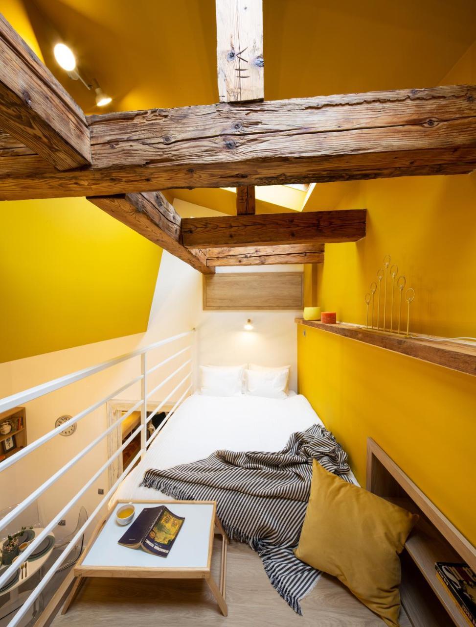 Yellow Apartment Kluż-Napoka Zewnętrze zdjęcie