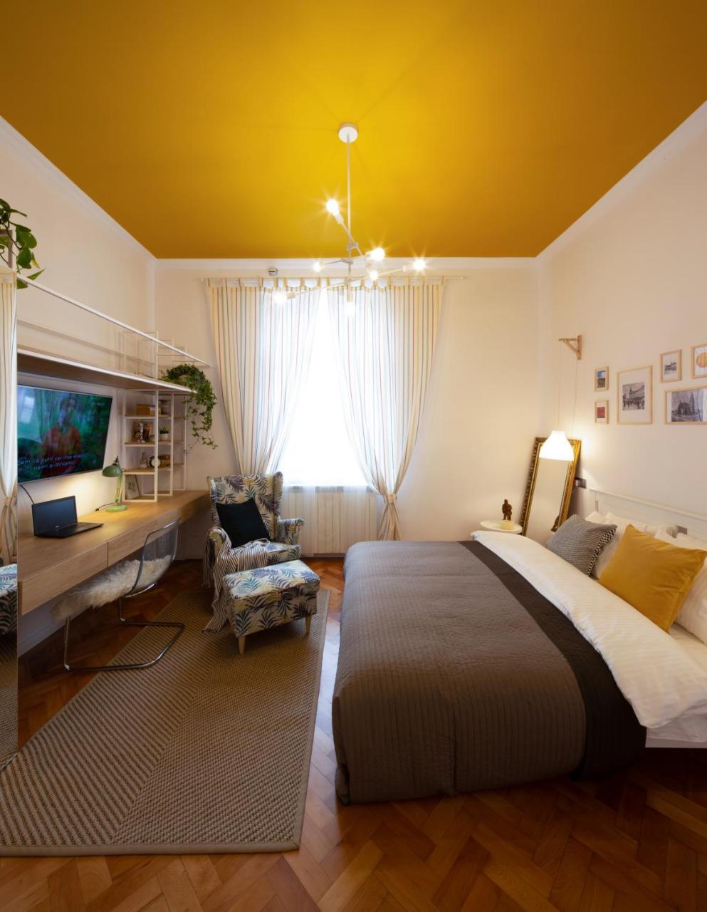 Yellow Apartment Kluż-Napoka Zewnętrze zdjęcie
